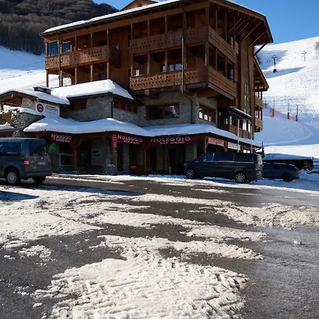 Mono 1400 Апартаменты